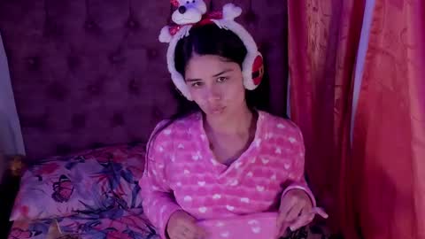  Sarah  online show from December 24, 2:22 pm