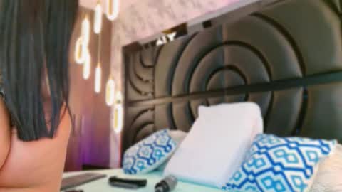 Sarah online show from September 29, 11:37 am