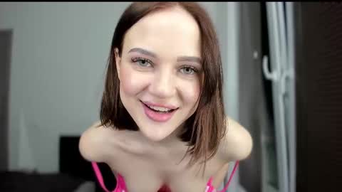 sarahphyllis online show from February 9, 4:07 pm