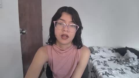 Sarah  online show from September 17, 12:58 pm