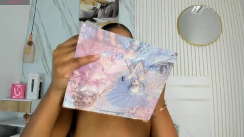 Sara Lewis online show from April 9, 11:15 am