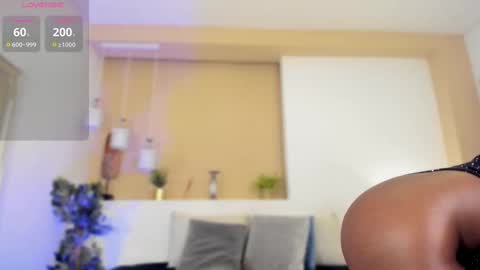 Sara online show from February 28, 8:28 pm