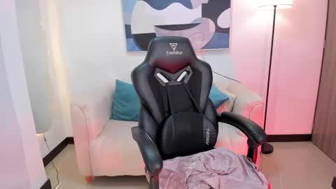 I am Sara  online show from February 19, 10:19 pm