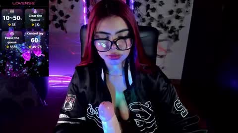 saray__jones online show from October 29, 2:53 pm