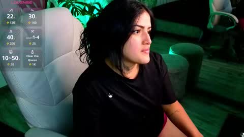 Sari  online show from September 27, 10:28 pm