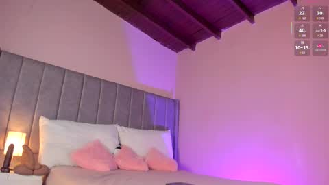 Sara Garcia online show from October 27, 7:37 am