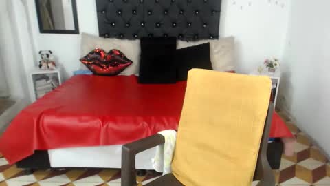 sasha maturee online show from January 31, 8:43 am