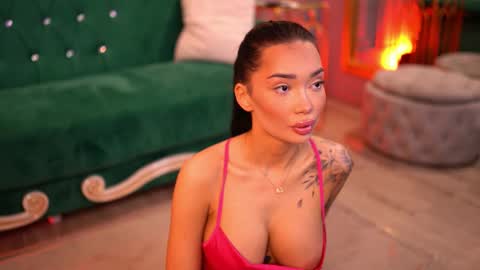 Dennise online show from March 6, 6:59 pm