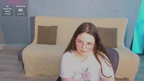 Sasha online show from June 1, 3:03 pm