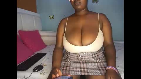 Spicyd online show from February 8, 10:19 am