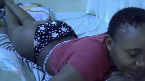 sassy_bella online show from April 14, 3:23 pm