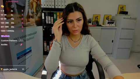 sassytiff online show from March 7, 10:45 am