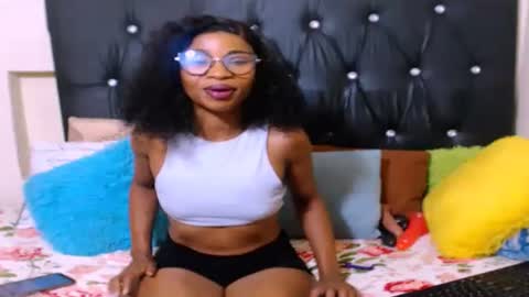 sasyylissaa online show from March 24, 11:10 pm