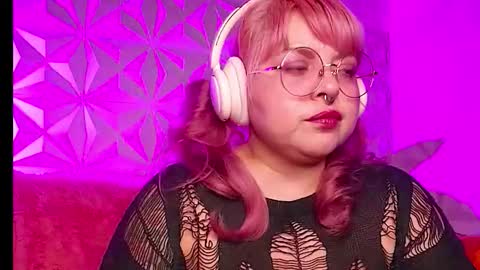 Gina George online show from January 7, 1:42 am