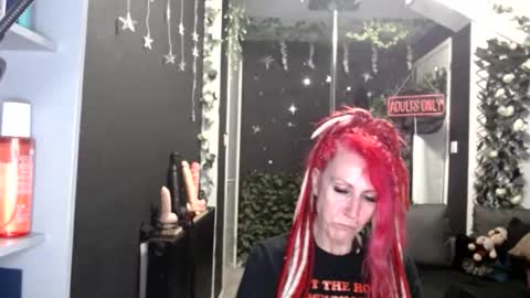 SaucySky online show from April 1, 9:34 pm