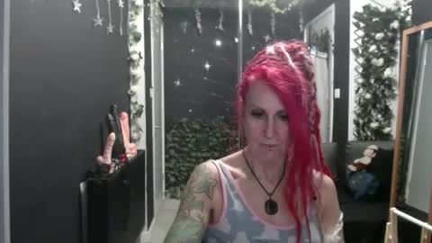 SaucySky online show from September 10, 9:59 pm