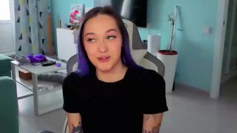 Ariel online show from March 6, 5:57 am