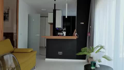 Wild influence online show from March 23, 9:59 am