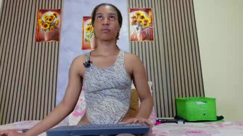 savory_pussy18 online show from June 27, 10:49 pm