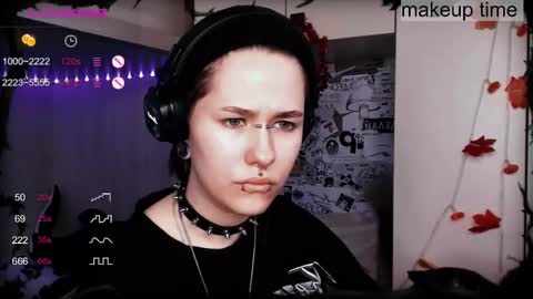 pronoun she. name Mary. age 21. online show from February 15, 10:44 am