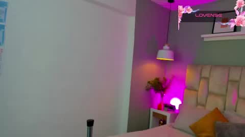 scarlet__69 online show from June 12, 3:58 am