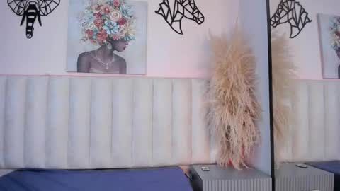 scarlet__rossi online show from June 6, 7:03 am