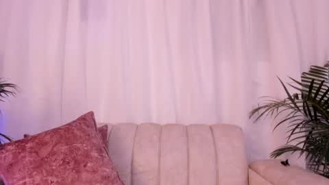 Scarlet online show from June 24, 12:04 pm