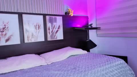 scarlet_gracee online show from May 5, 1:19 am