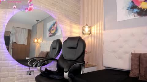 Scarlet online show from September 20, 4:05 pm