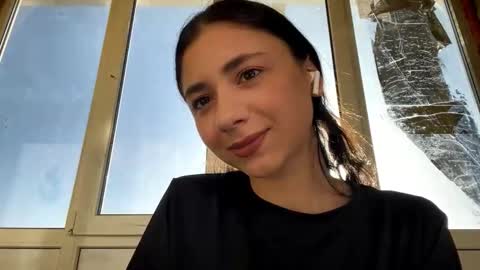 Mary online show from March 13, 1:23 pm