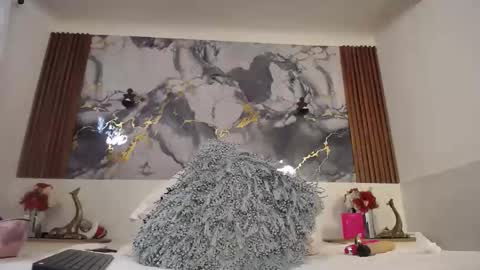 Scarleth online show from February 7, 4:11 pm