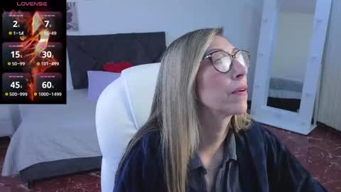 Scarlett online show from March 26, 11:45 am