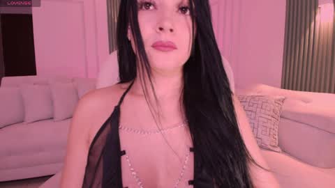 scarlett brooks online show from April 1, 11:44 am