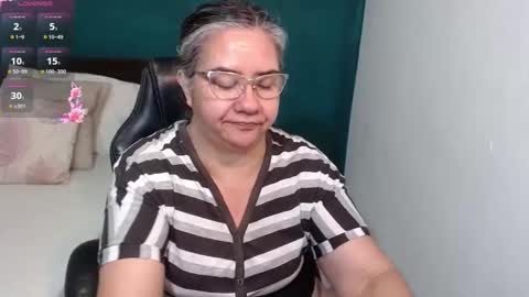 Scarlett  online show from December 2, 4:58 am