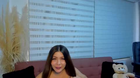 scarlett_raven_ online show from March 2, 8:37 pm