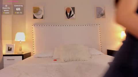 scarlett online show from March 11, 1:10 am