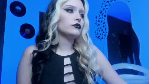 Goddess online show from July 29, 5:07 am