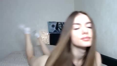 scratc_h online show from December 16, 12:33 pm