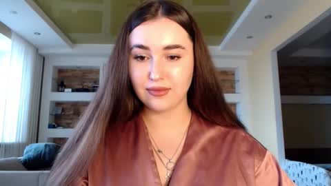 Elizabeth  online show from January 6, 9:52 am