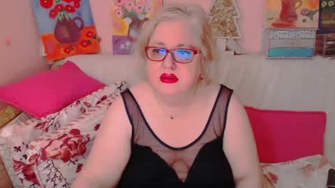 Alice online show from May 19, 6:59 pm