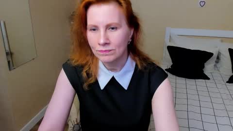 seductive_foxy_ online show from September 20, 4:00 am