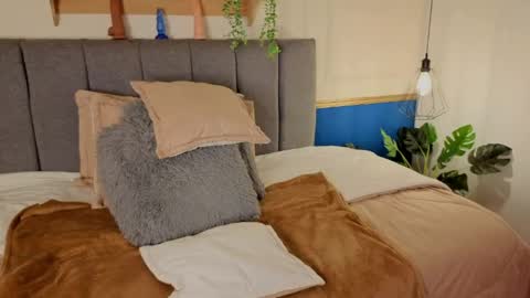 Call me S E L E N A   online show from March 31, 7:25 pm