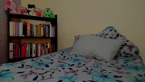 selene_hebe online show from April 25, 2:14 am