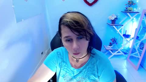 selene online show from February 4, 3:59 pm