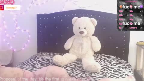 Selene G  online show from February 24, 6:58 pm