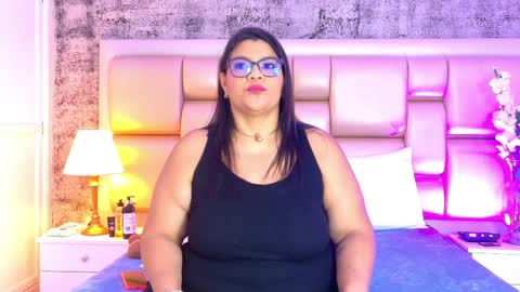 Selenna Cooper online show from March 28, 11:43 am