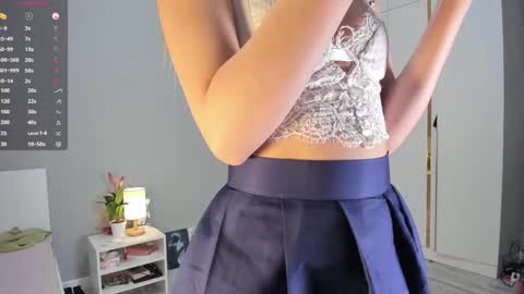 Sua online show from March 11, 11:59 pm