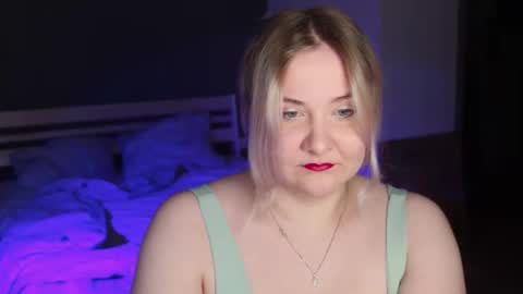 Ilona online show from May 11, 11:57 pm