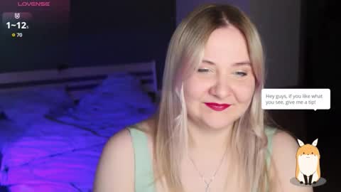 Ilona online show from May 10, 11:51 pm