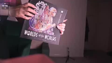 Jasmine online show from November 30, 4:11 pm